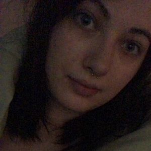 Meet your Posher, Eva